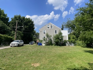 Patch of land on Mechanic Street. (GIH | Dashiell Allen)